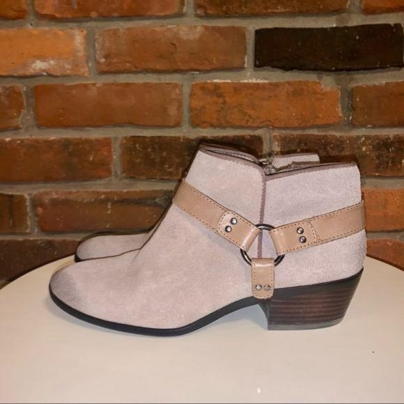 Sam Edelman Gray Suede Phoenix Ankle Booties 7 - Picture 1 of 9